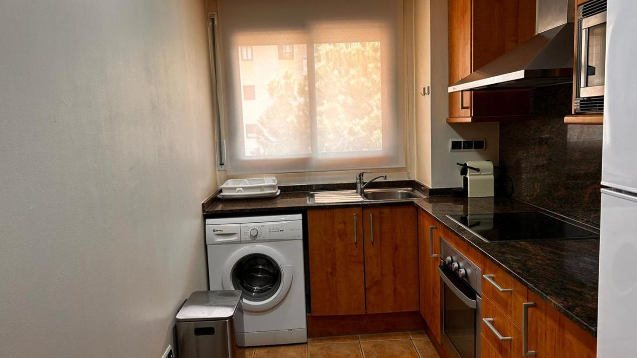 Apartamentos Los Tulipanes ซาลอว์ ภายนอก รูปภาพ
